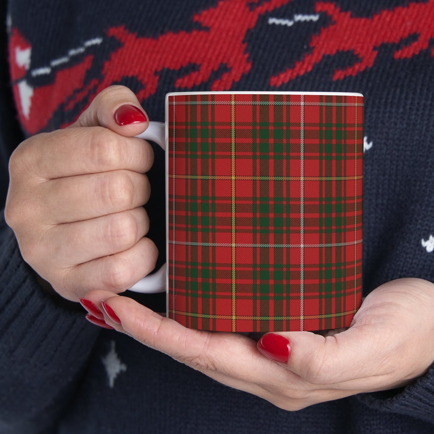 Bruce clan. The elegant and colourful tartan on this mug is taken from the Scottish Register of Tartans based in Scotland.