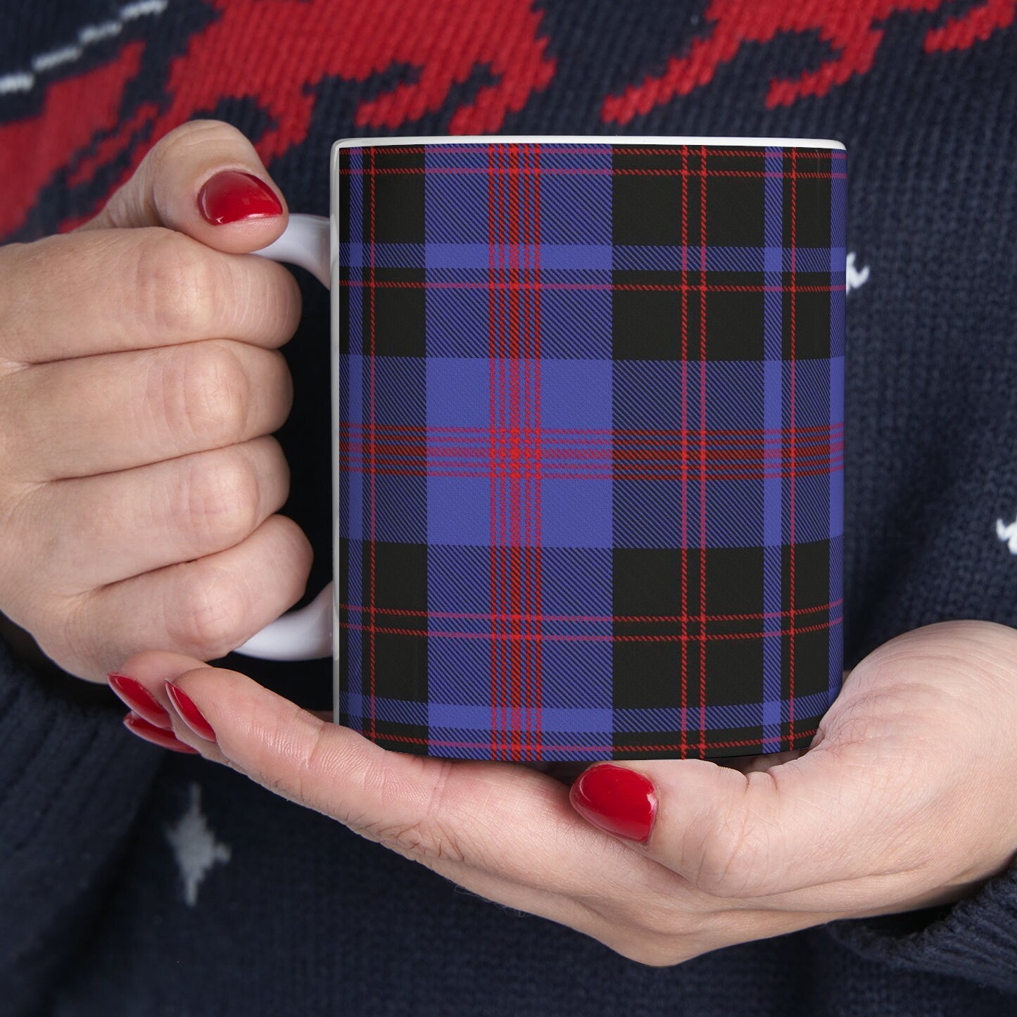 Angus. The elegant and colourful tartan on this mug is taken from the Scottish Register of Tartans based in Scotland.