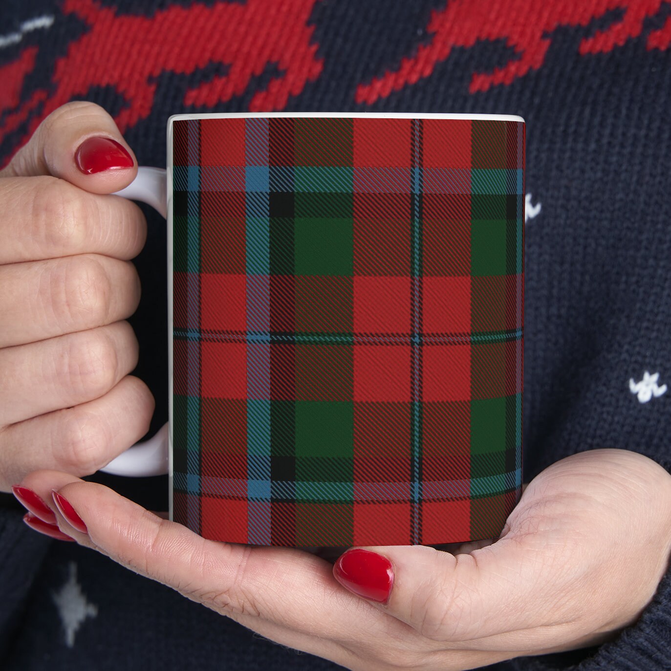 MacNaughton clan. The elegant and colourful tartan on this mug is taken from the Scottish Register of Tartans based in Scotland.