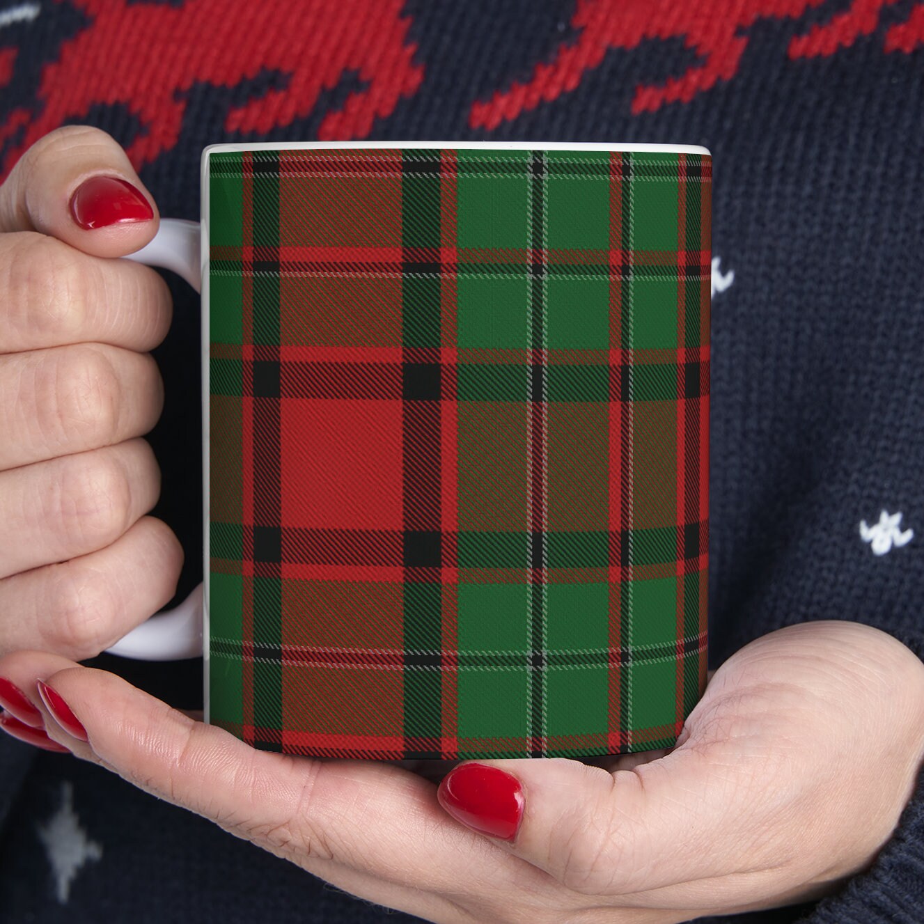 MacPhail mock. The elegant and colourful tartan on this mug is taken from the Scottish Register of Tartans based in Scotland.