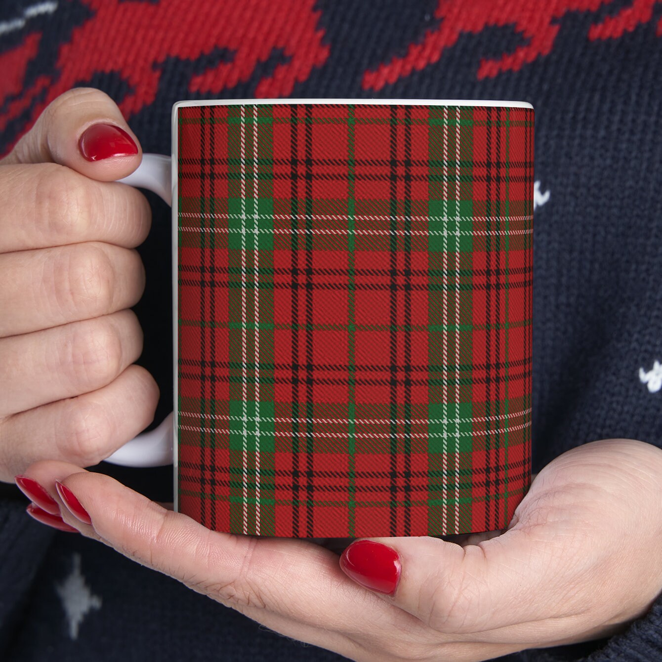 Munro clan. The elegant and colourful tartan on this mug is taken from the Scottish Register of Tartans based in Scotland.
