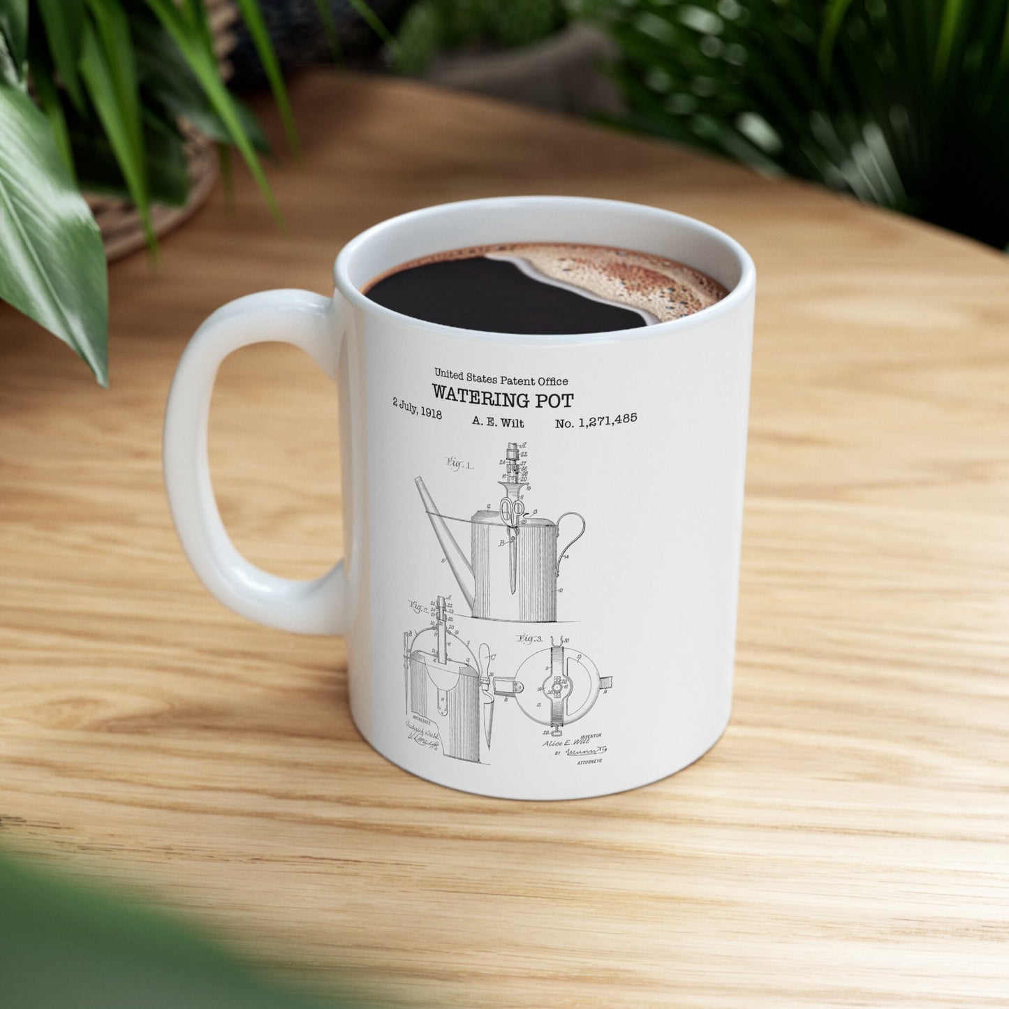 Watering can patent mug from 1918 from the US Patent Office. This 11oz mug makes perfect gift for any gardener or person who likes gardens.
