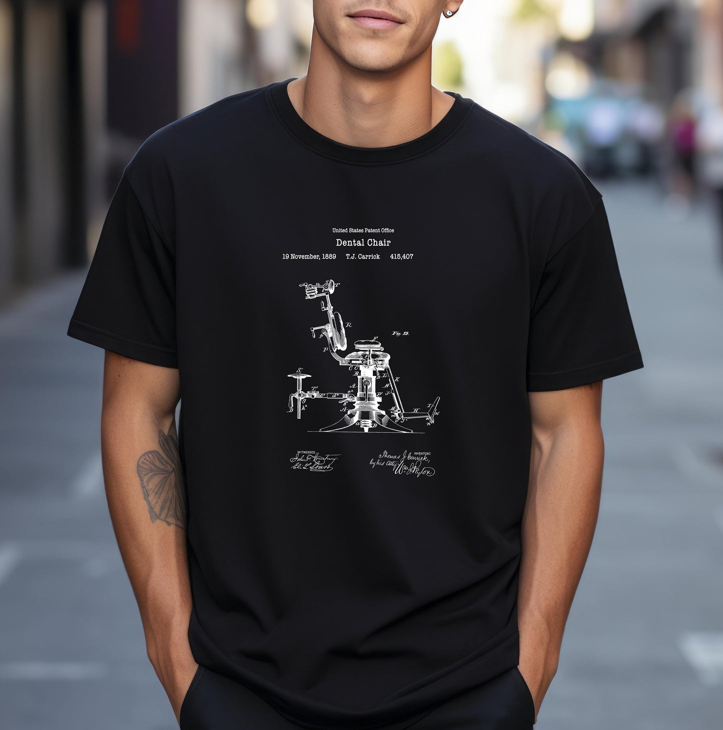 Antique dental chair design from US Patent Office. A quality T shirt perfect for dentists, dentistry, dental students, healthcare,