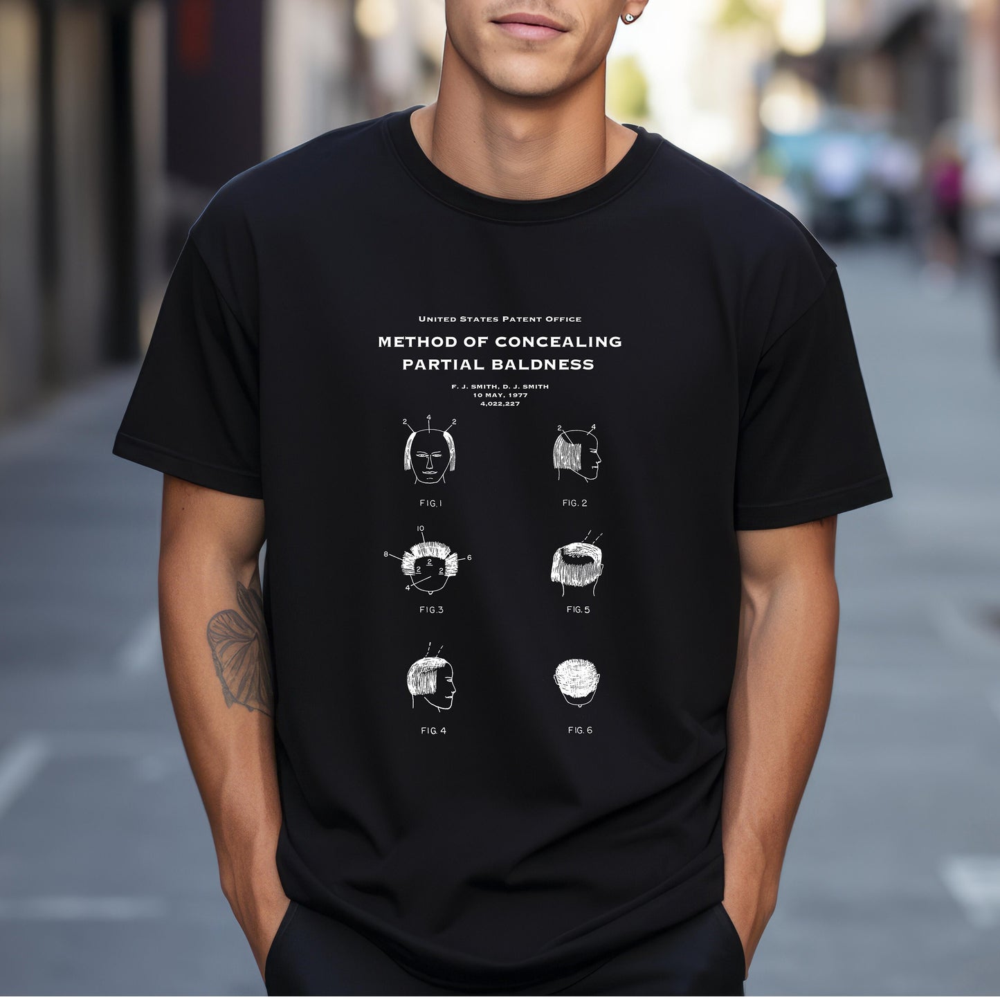 T shirt with US patent design from 1977 for an unusual method to conceal baldness, Quality T shirt as gift for dads, men boyfriends
