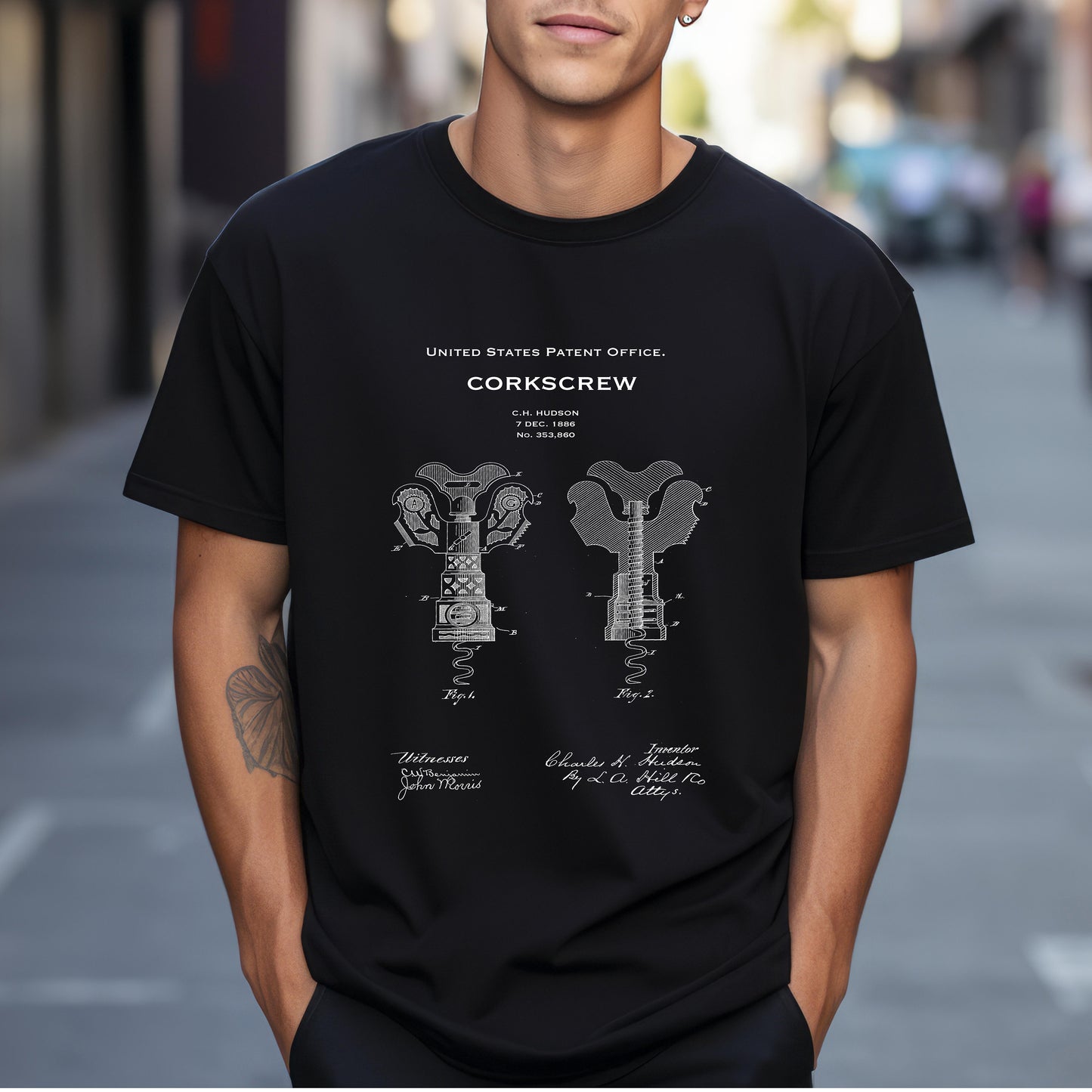 T shirt with US patent design from 1890 for a vintage corkscrew. Quality T shirt as gift for wine drinkers, wine buffs, barman, bars,