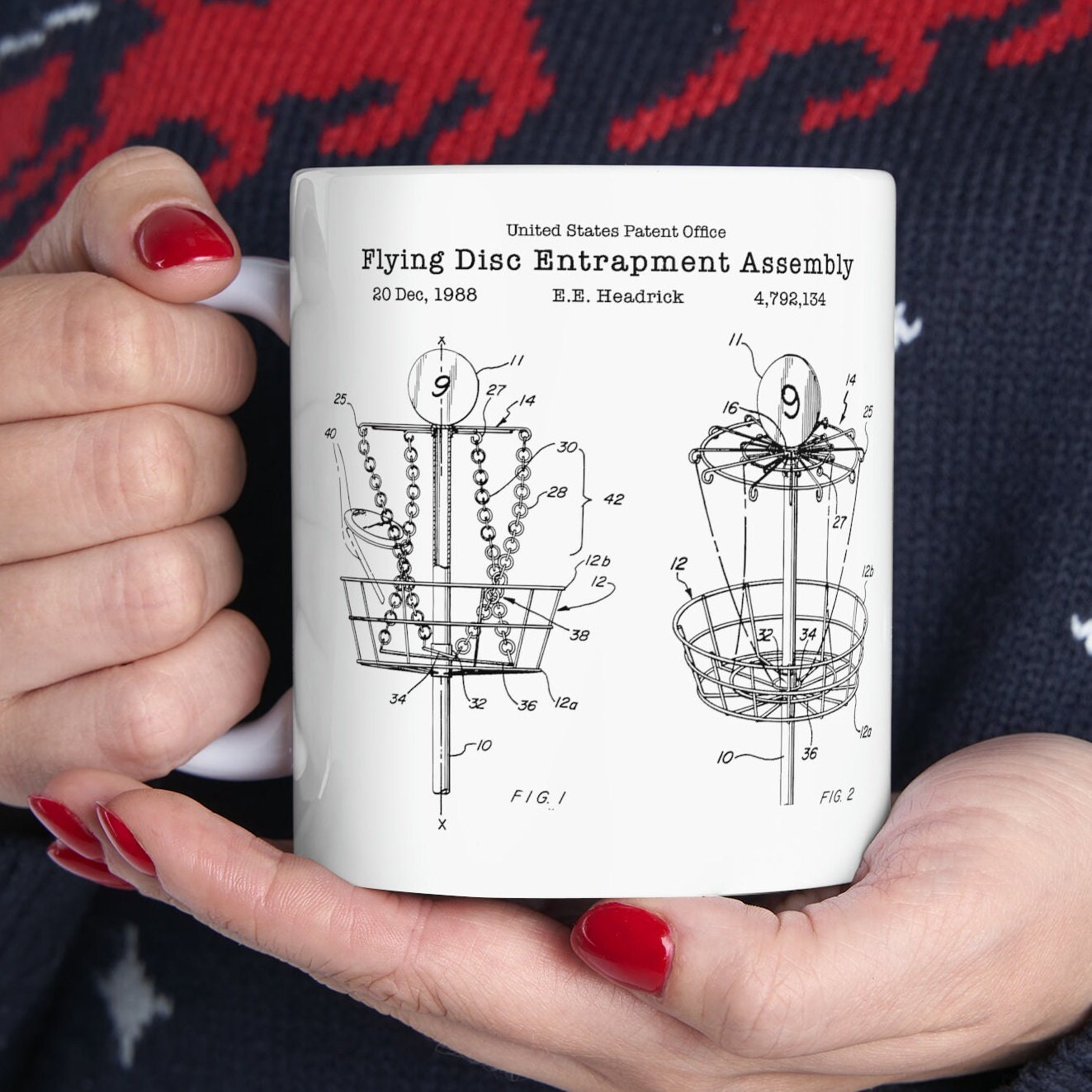 Disc golf goal target patent from the US Patent Office. Perfect gift for any disc golf player sports lover sport buff gift idea