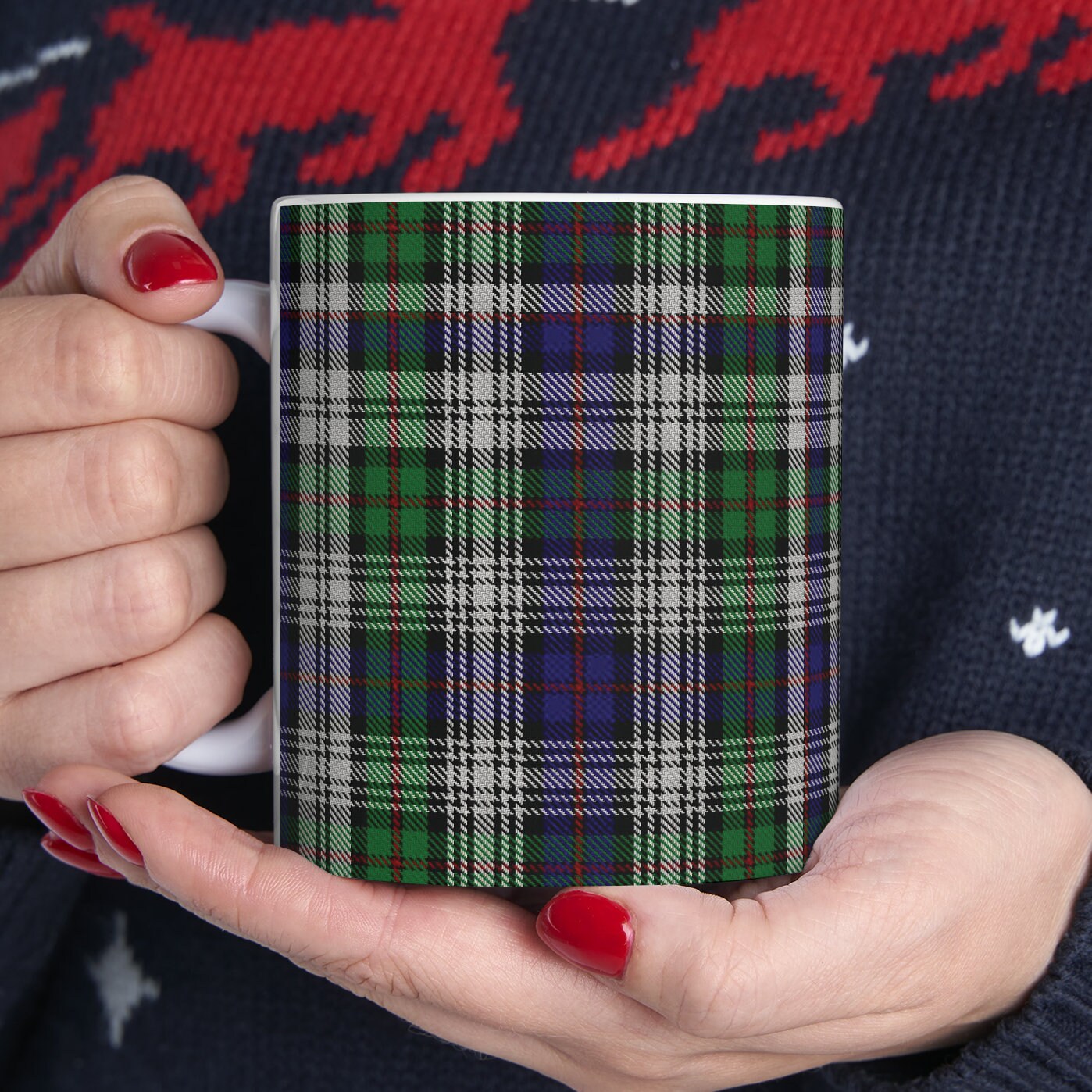 MacKinlay dress. The elegant and colourful tartan on this mug is taken from the Scottish Register of Tartans based in Scotland.