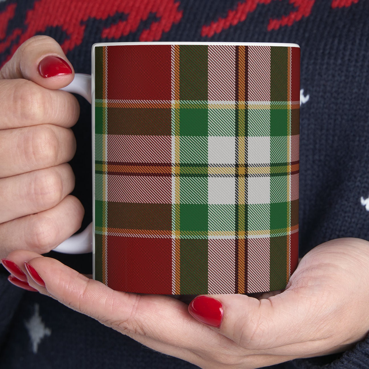 MacLachlan dress. The elegant and colourful tartan on this mug is taken from the Scottish Register of Tartans based in Scotland.