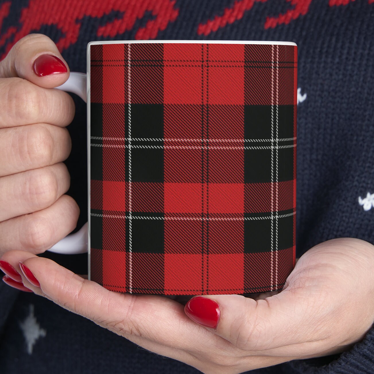 Ramsay clan. The elegant and colourful tartan on this mug is taken from the Scottish Register of Tartans based in Scotland.