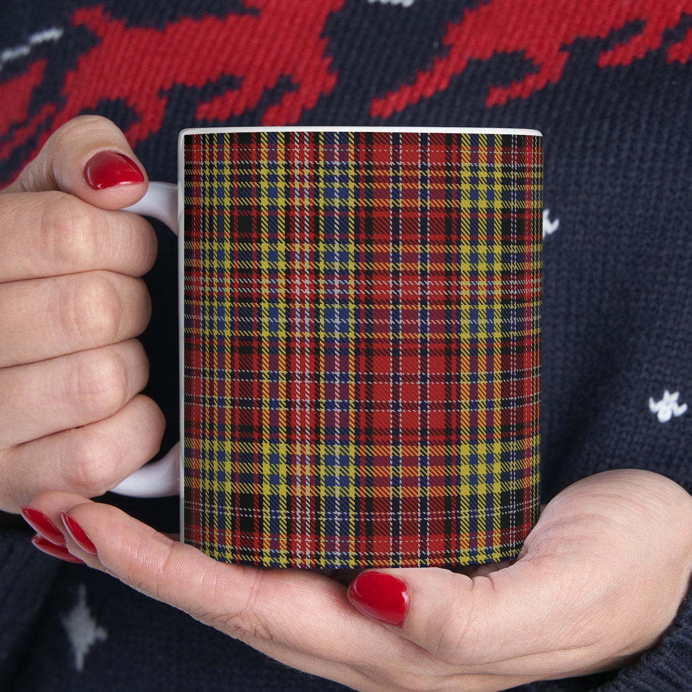 Ogilvie clan 1. The elegant and colourful tartan on this mug is taken from the Scottish Register of Tartans based in Scotland.