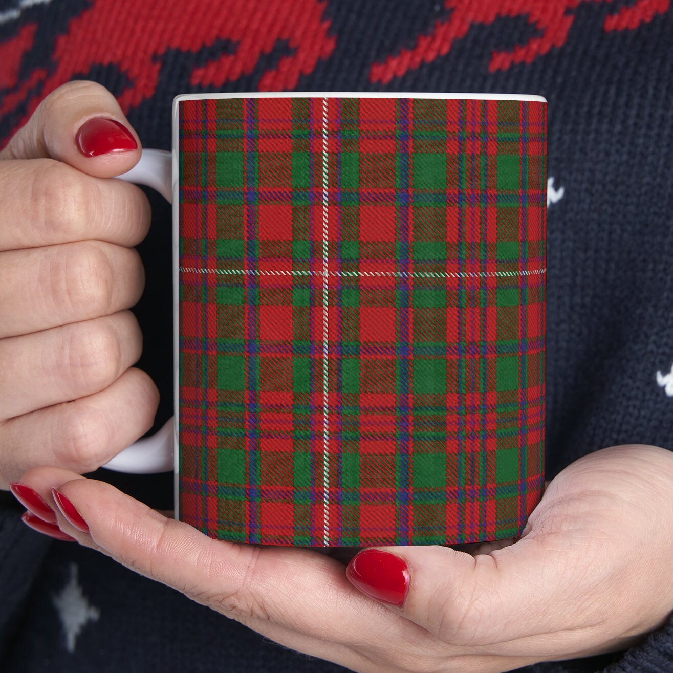 MacKinnon clan. The elegant and colourful tartan on this mug is taken from the Scottish Register of Tartans based in Scotland.