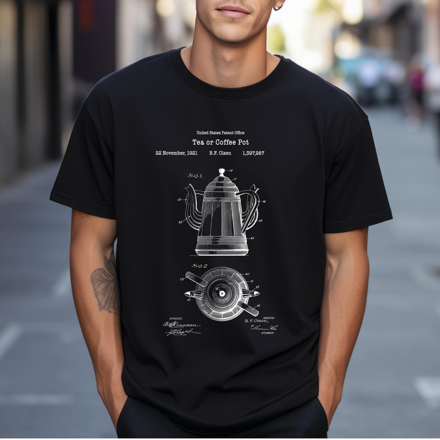 Vintage coffee and tea brewing pot design from US Patent Office. A quality T shirt perfect for coffee and caffeine lovers