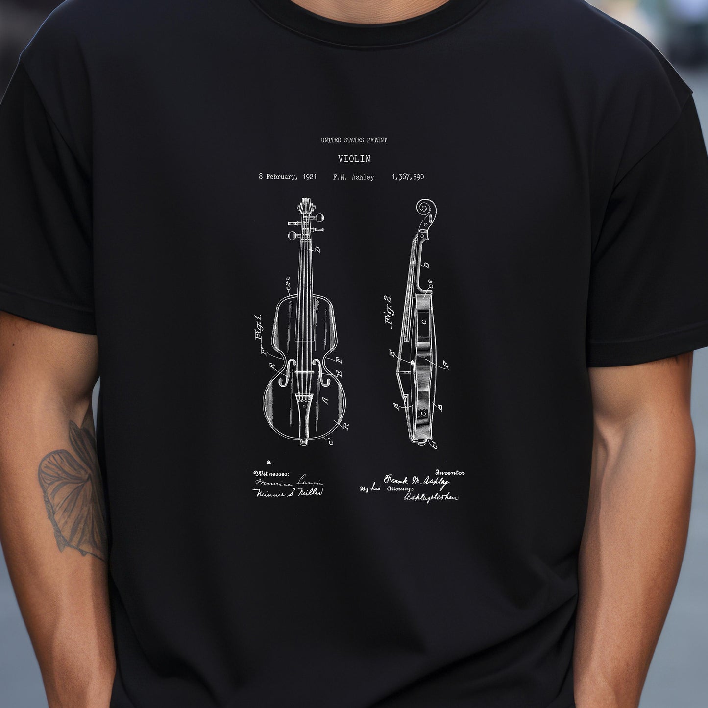 Violin musical instrument patent from 1921 from the US patent office. A quality T shirt as gift for any music lover or violinist