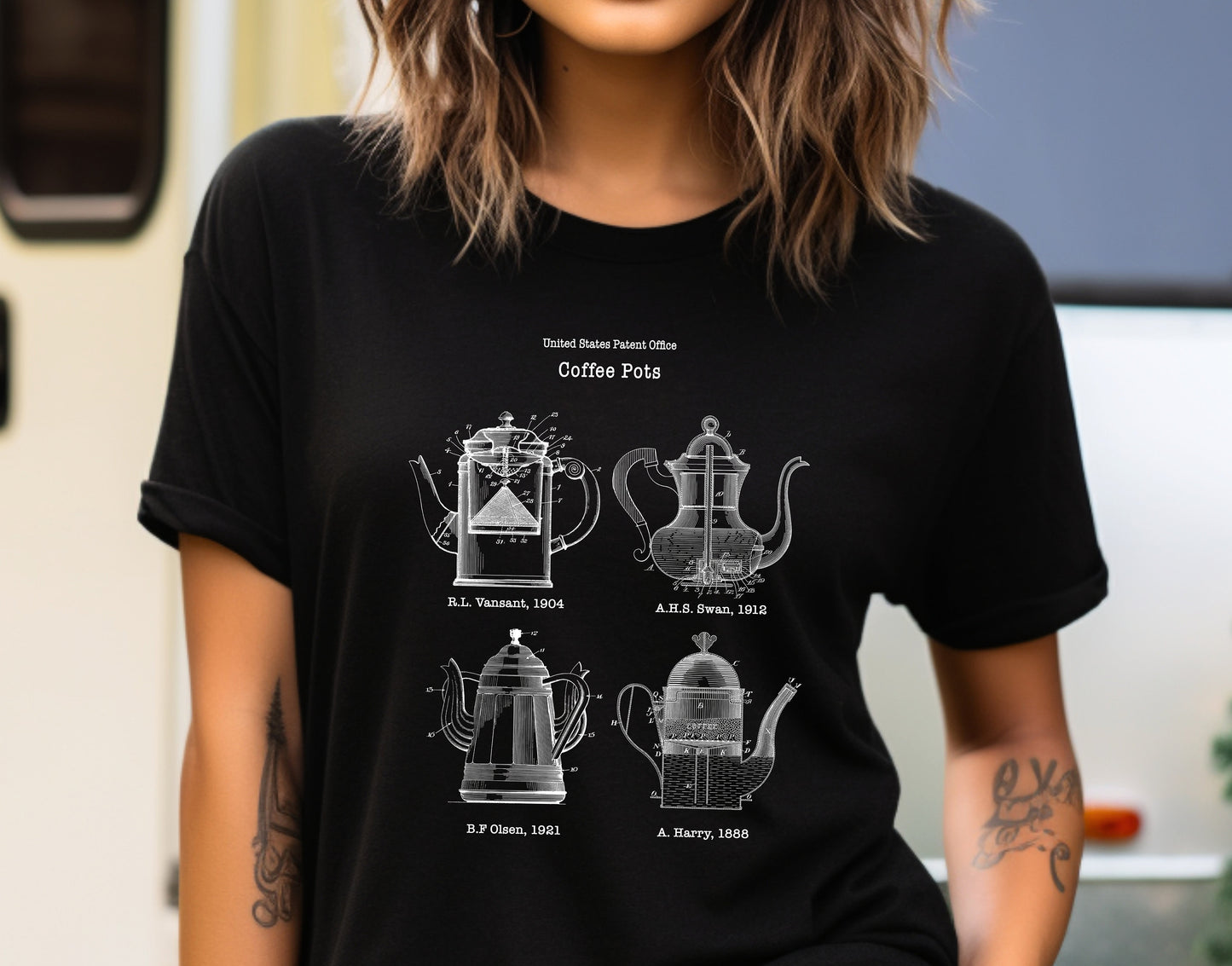 Vintage coffee pot designs from US Patent Office. A quality T shirt perfect for coffee and caffeine lovers