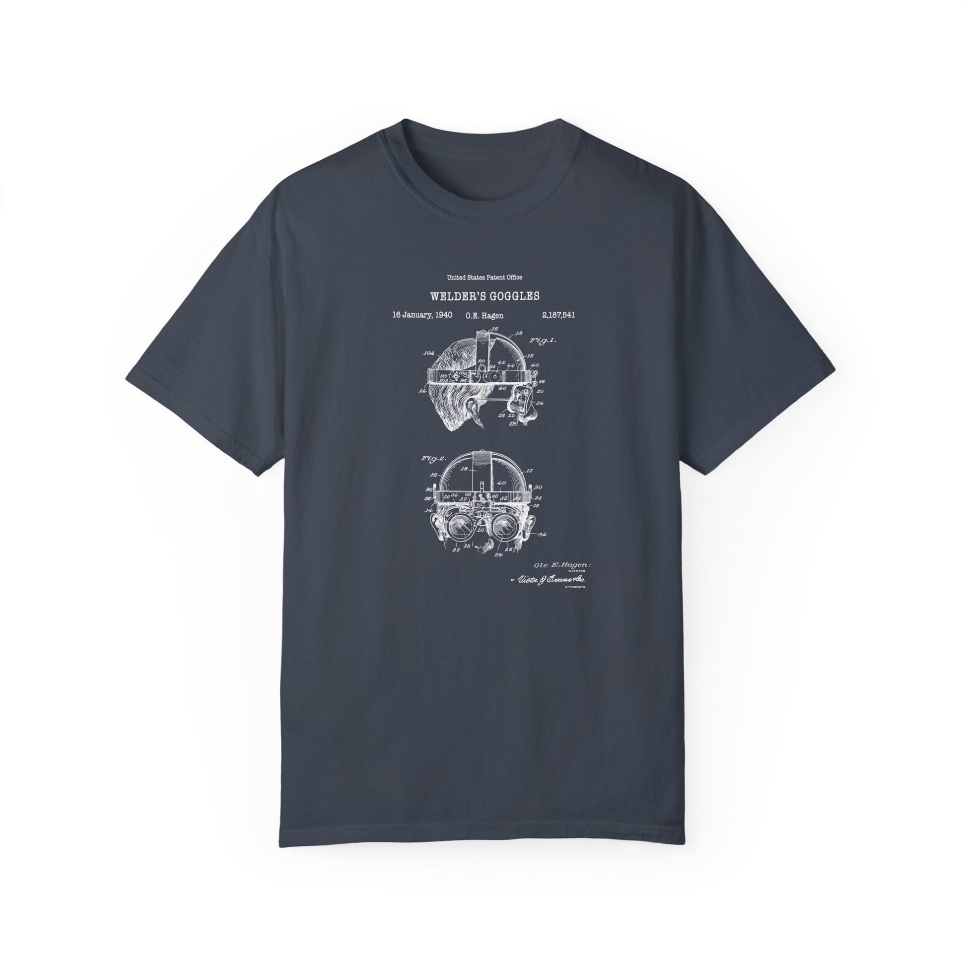 a blueprinted t - shirt with a drawing of a wheel