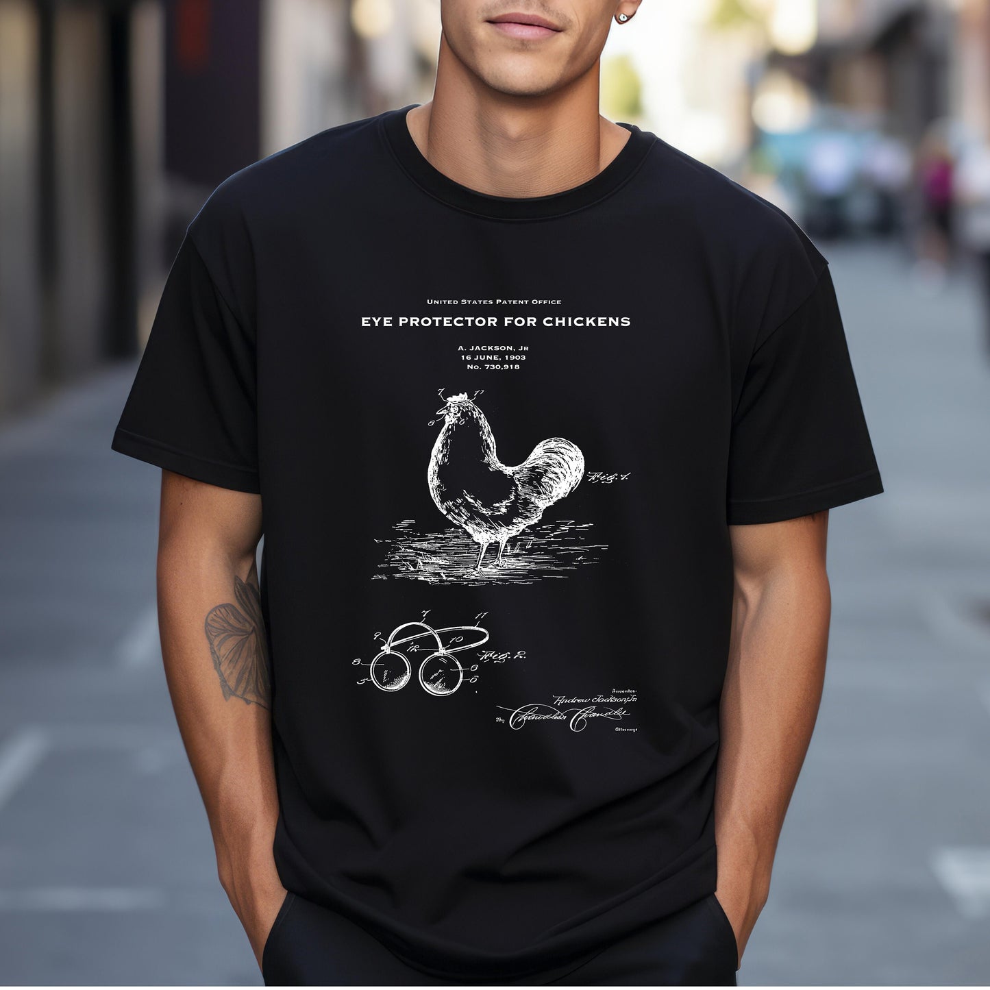 T shirt with US patent design from 1903 for steampunk style eye protection goggles for chickens. Quality T shirt as gift for animal lovers