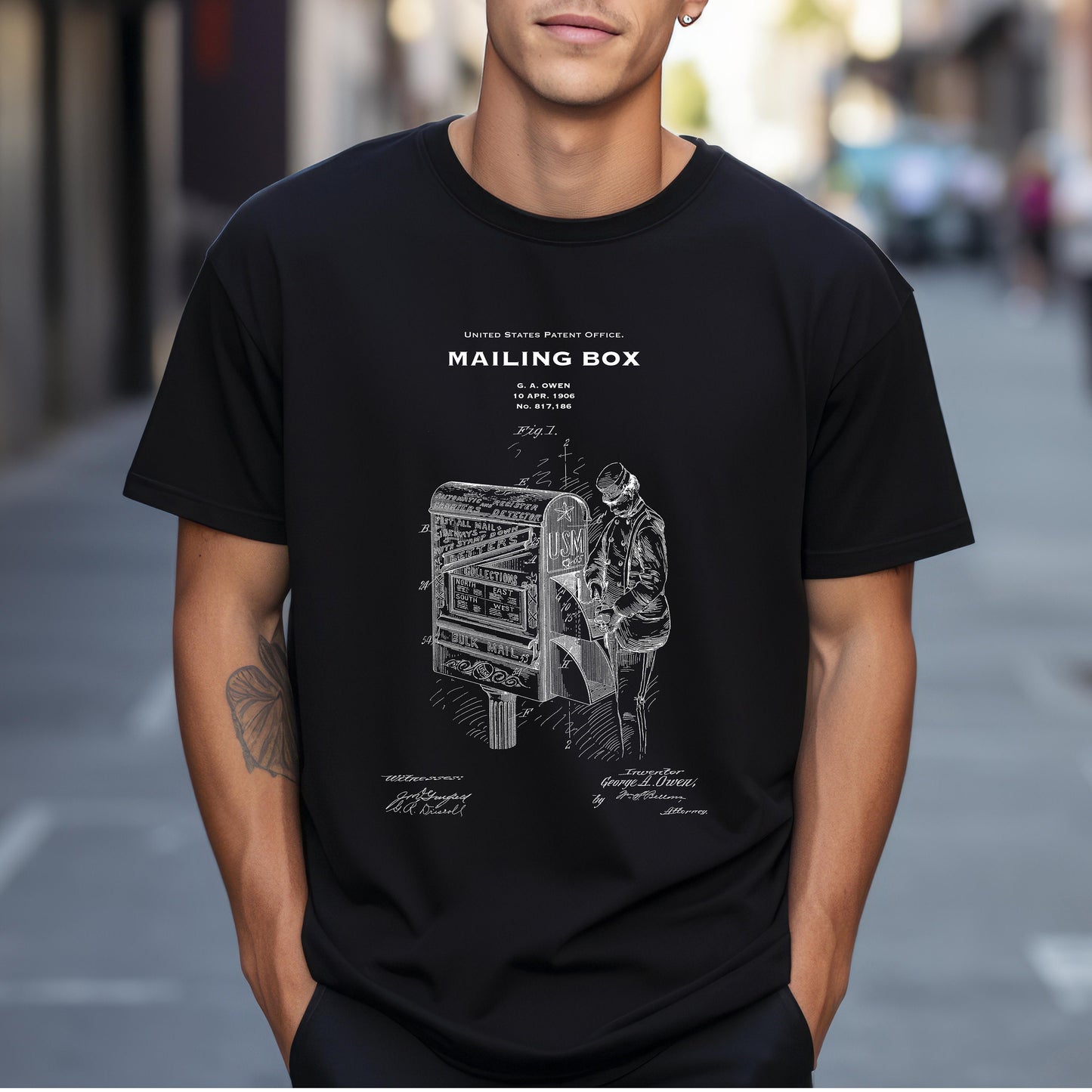 T shirt with US patent design from 1906 for a vintage  United States Post Office post mailing box perfect gift for postman, mail man